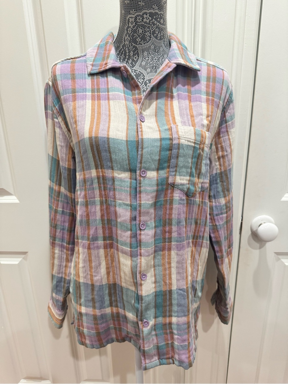 Urban Outfitters Pastel Plaid Button-Down Shirt 
Sz. S Cotton Fall Outdoors